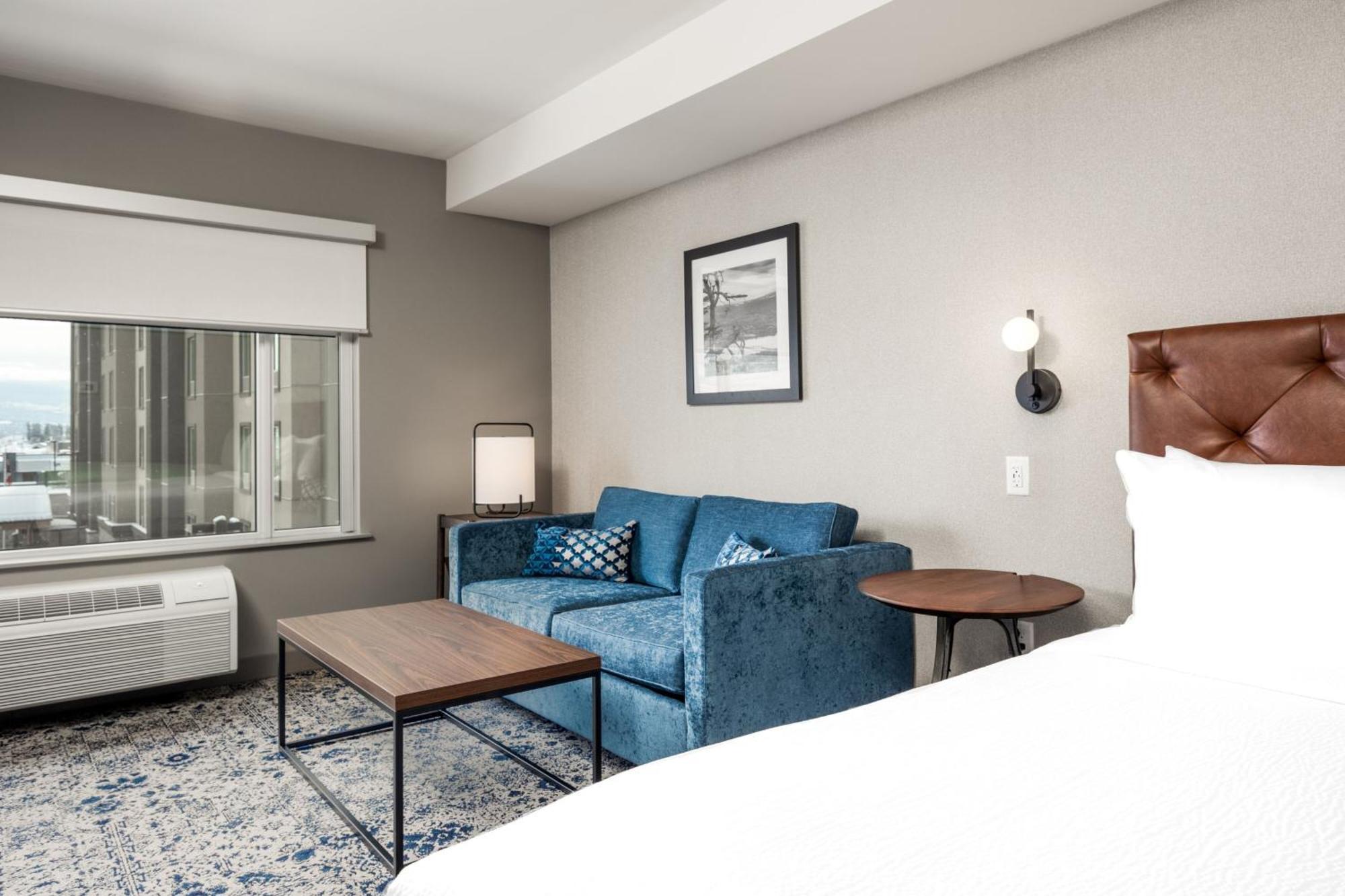 Four Points By Sheraton Airport Hotel