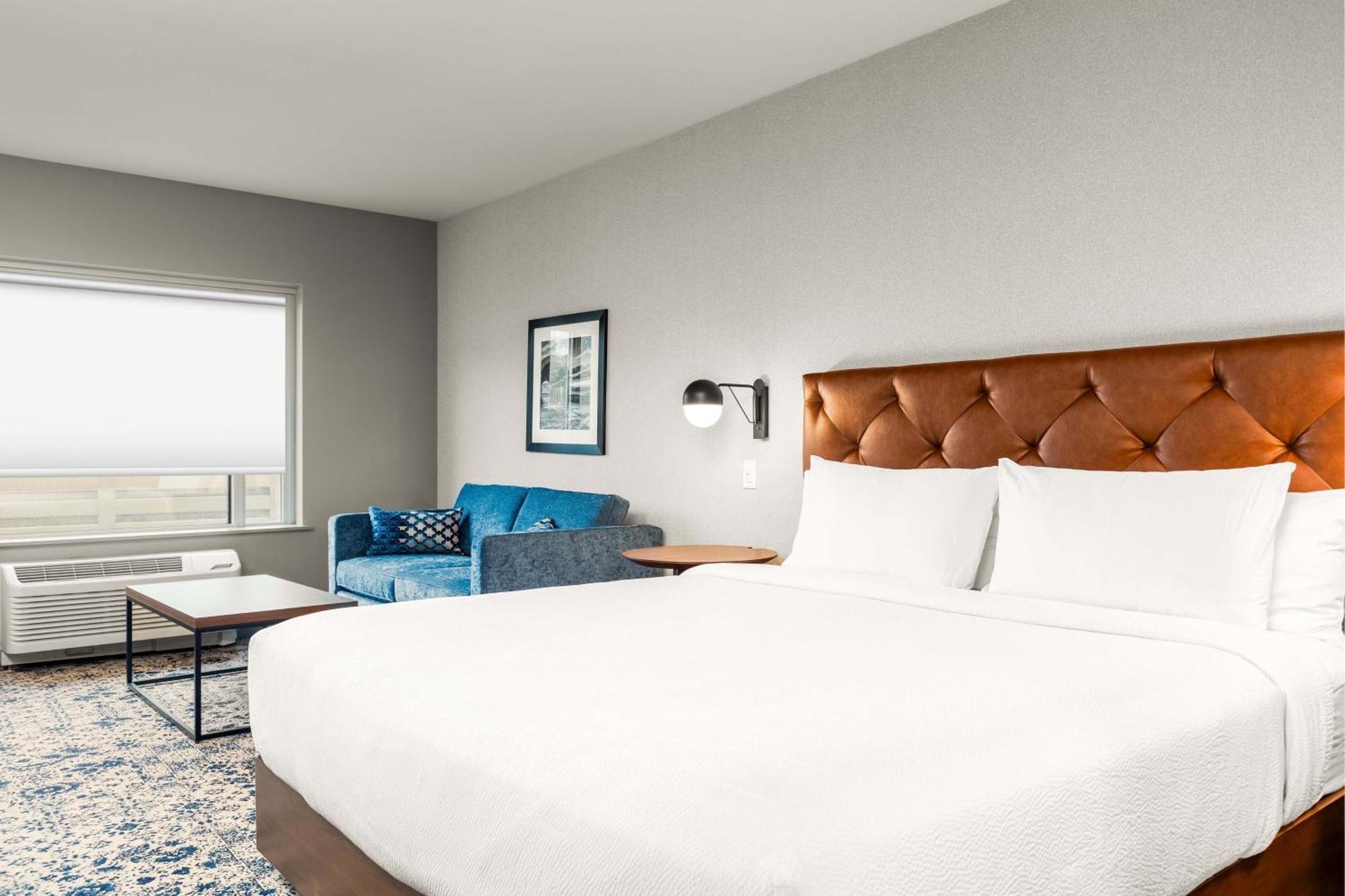 Four Points By Sheraton Airport 3*