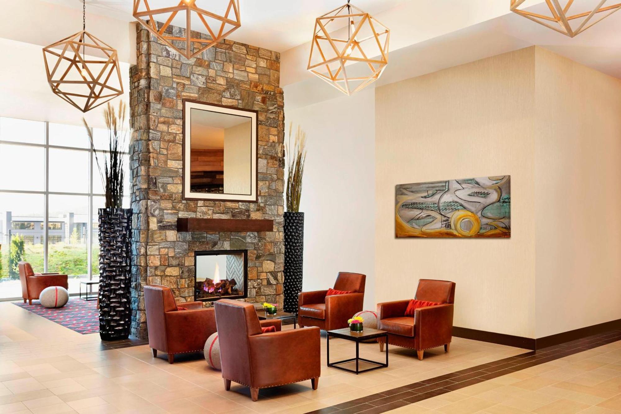 Four Points By Sheraton Airport Hotel 3*