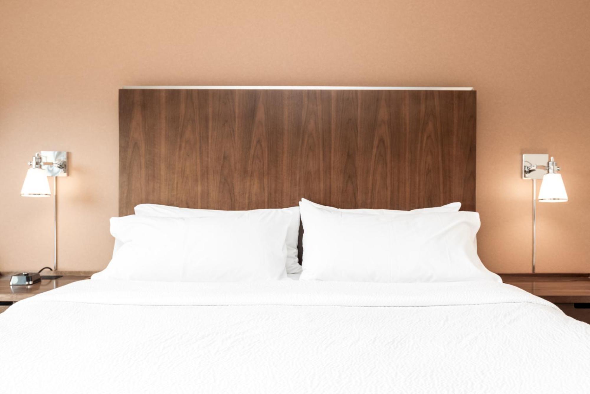 Four Points By Sheraton Airport 3* Kelowna